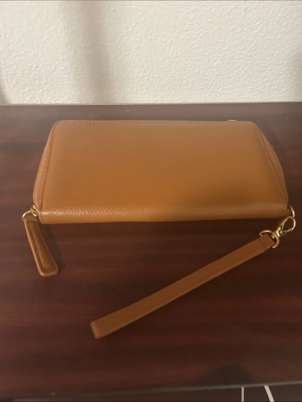 Kenneth Cole Pebbled Leather Wristlet in Tan Brown